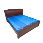 "Wooden king-size bed with high headboard and carved detailing, featuring a polished finish and sturdy construction." Let me know if you'd like versions optimized for specific styles or room themes (e.g., traditional bedroom, solid wood bed, luxury furniture).